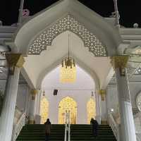 Spring Vibes in Padang: Al Hakim Mosque