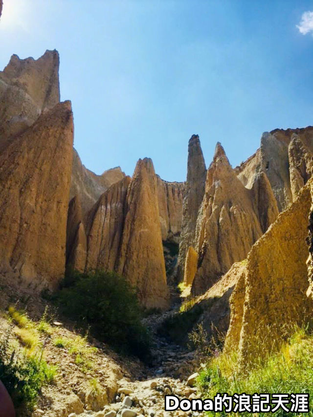 📍紐西蘭南島。Clay Cliffs 的沉靜壯麗