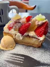 【福岡グルメ】季節ごとのたくさんのフルーツを使ったケーキが人気のカフェ🍓
