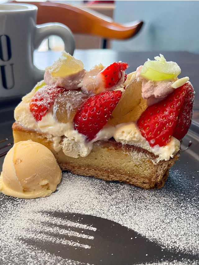 【福岡グルメ】季節ごとのたくさんのフルーツを使ったケーキが人気のカフェ🍓