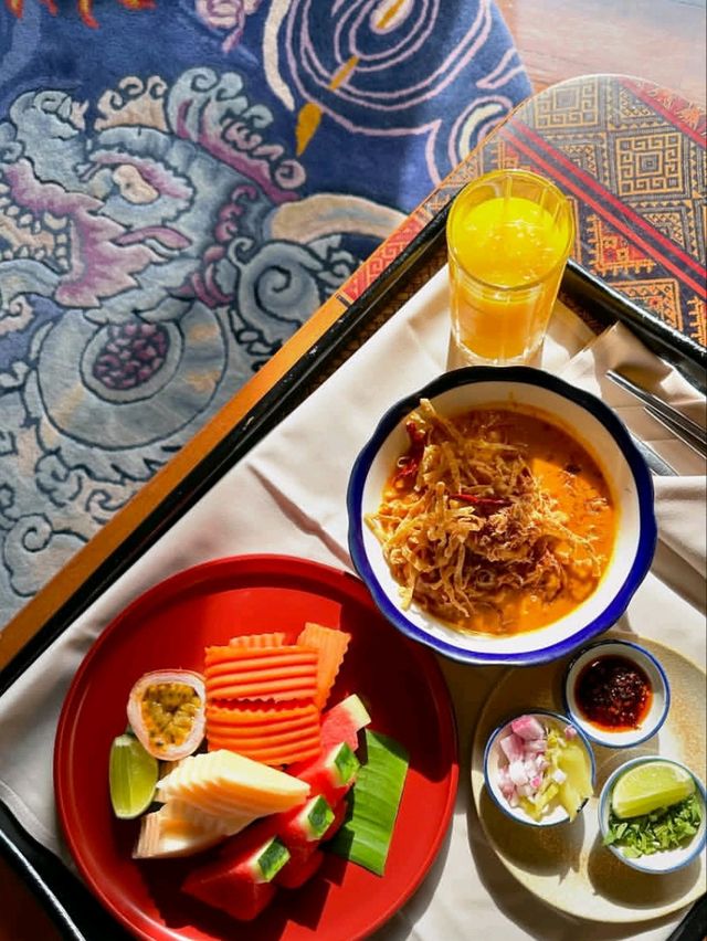 🌟 Hotel Indigo Bangkok – Bold, Boutique & Beautiful in the City!