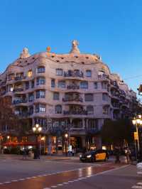 🇪🇸 A Sun-Kissed Weekend in Barcelona: Art, Tapas & Beach Breezes