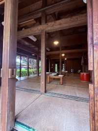 沖繩｜王國村看傳統琉球民居 琉球玻璃diy、還有世界最長的蛇