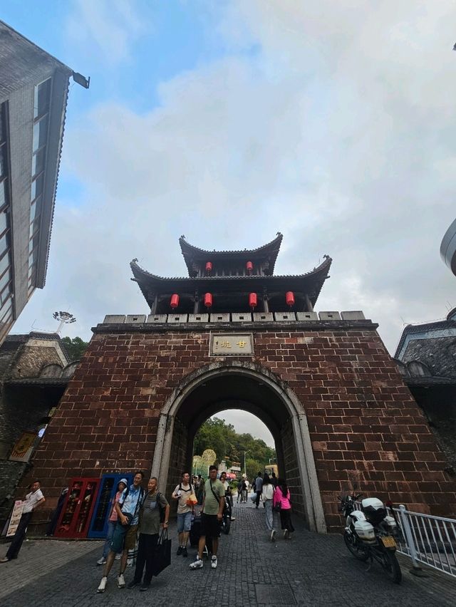 🌆 Shenzhen Surprise: China’s Coolest City You’ve Never Explored! 🌟Just wrapped up an unforgettable