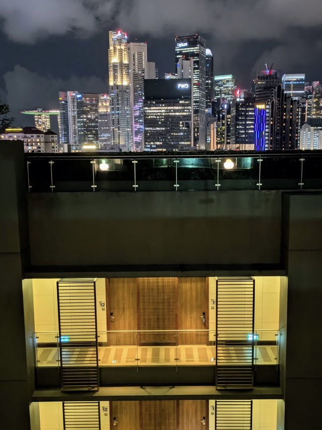 Smart Comfort and City Access at Holiday Inn Express Clarke Quay