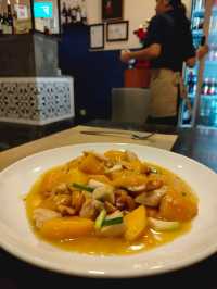 **Banteay Shrey: Where Khmer Flavors Come to Life