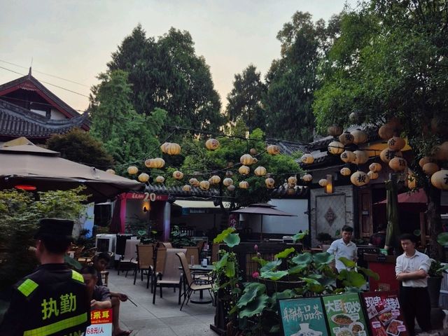 Where Old Meets Gold ✨🍜 – Jinli Old Street, Chengdu