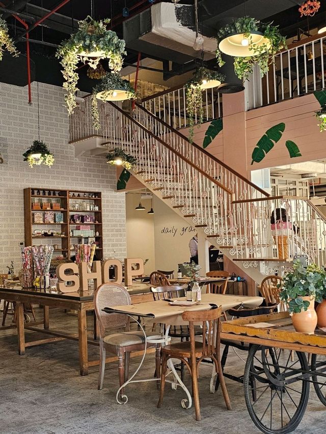 🇶🇦 카타르 도하 재방문 카페 The Drawing Room Cafe