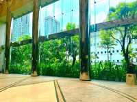 พานั่งเล่นที่ The terrace at Sindhorn
