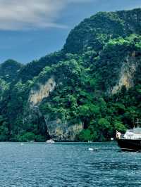 รีวิวทริปวันเดียว เที่ยว “Lazy Phi Phi” เกาะพีพี