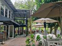 China-Malaysia Friendship Garden (Anjung Floria)