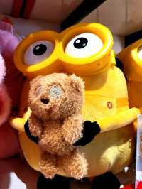 Be a Merch Minion-aire at Minion Mart, Universal Studios Beijing