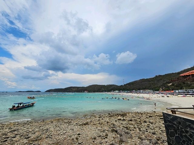 หาดตาแหวน เกาะล้าน