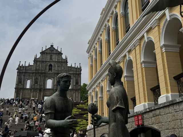 Macau: A Day of Grandeur, Freebies, and Epic City Walks! 🇲🇴✨