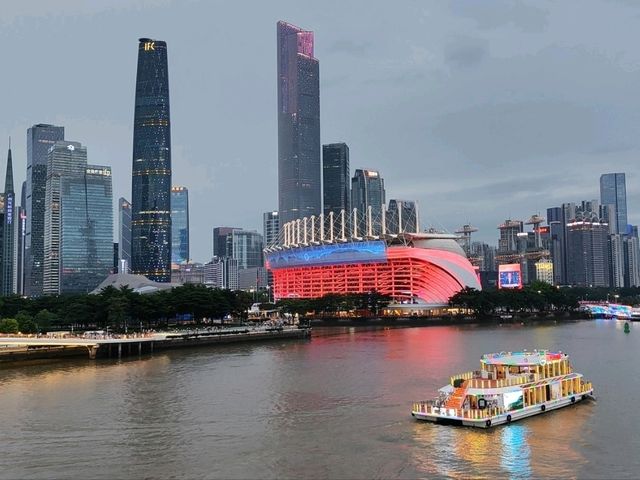 廣州必訪的珠江夜景（廣州塔、海心橋）