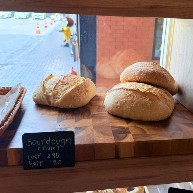  96H Artisanal Bread ร้านขนมปังแจ้งวัฒนะ