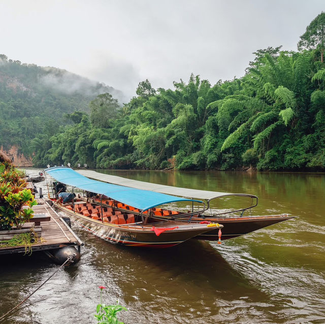 River Kwai Jungle Rafts Floating Hotel 