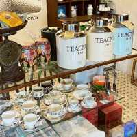 Enjoying fragrant tea time🫖