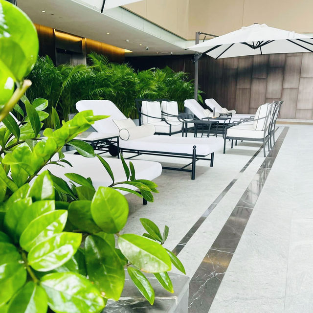 Royal Retreat: Luxury Living at Siam Kempinski Bangkok 🇹🇭