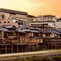 Summer Escape at Kamo River (鴨川), Kyoto: A Refreshing Urban Oasis