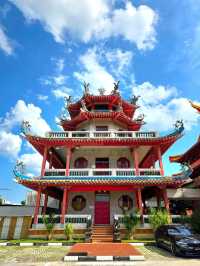 Echoes in Elegant Arches : The Drum Tower