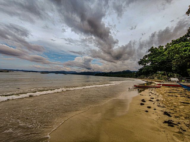 Beach Vibe in Sabang, Puerto Princesa