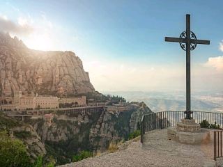 Barcelona Montserrat: The Beauty of the Highlands and Sacred Landscapes