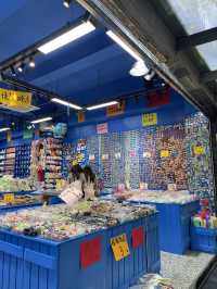 🛍️ Blue Art Tree – Chunxi Road, Chengdu