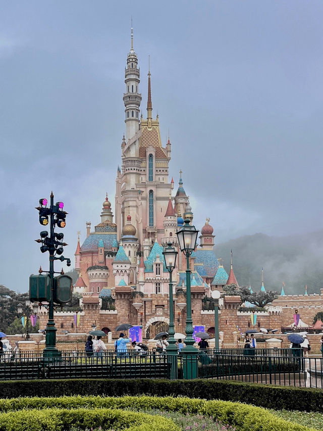 Hong Kong Disneyland🧚🏻‍♀️🇭🇰✨