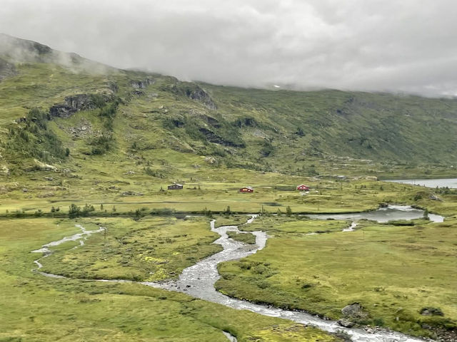 Dramatic Fjords and Serene Beauty in Flåm
