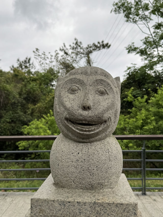 altTitle