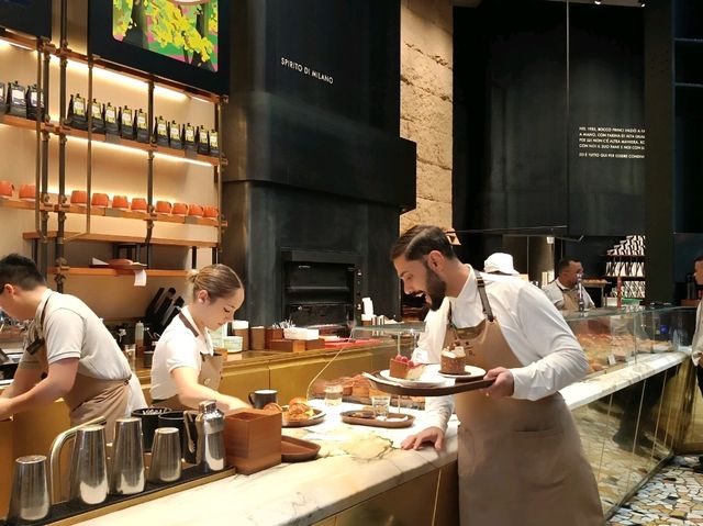 Milan Starbucks Reserve Roastery