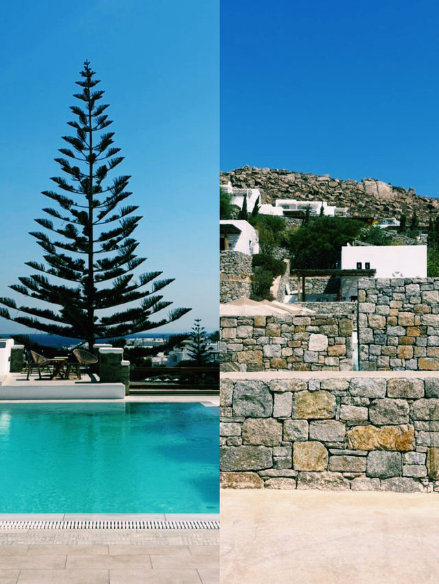 파도와 햇살이 어우러진 밀로스의 하루