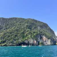 Острова ПхиПхи, Пхи-Пхи- ле, Майя Бэй