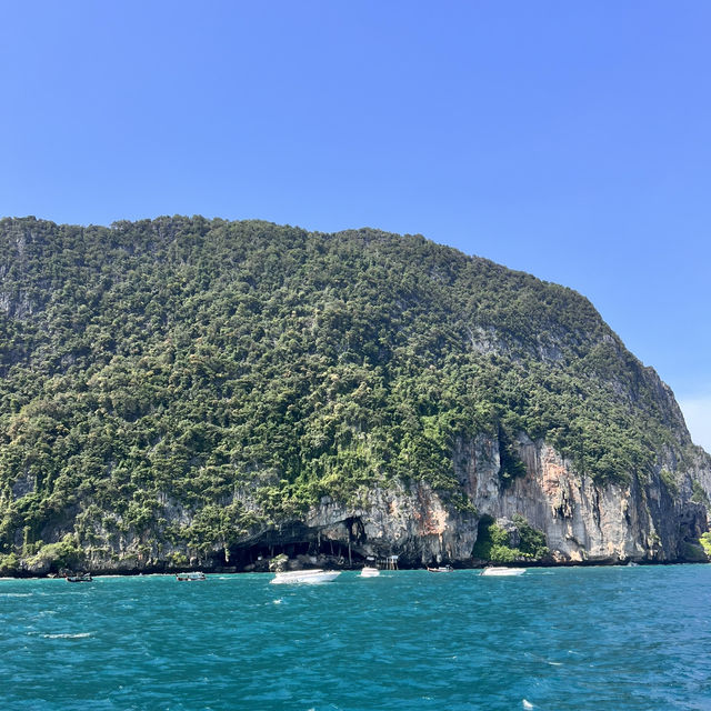 Острова ПхиПхи, Пхи-Пхи- ле, Майя Бэй Острова ПхиПхи, Пхи-Пхи- ле, Майя Бэй