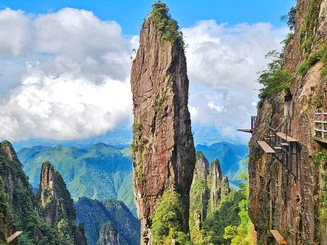 山水梦境,晨雾江上飘,云海脚下流 | 蹒跚小旅人 山水梦境,晨雾江上飘,云海脚下流 | 蹒跚小旅人
