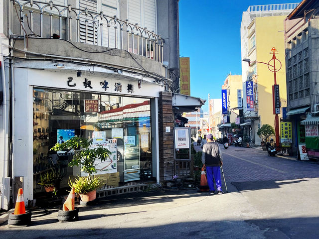 Hengchun Xmas Joy & Souvenir Hunt in Old Streets Hengchun Xmas Joy & Souvenir Hunt in Old Streets