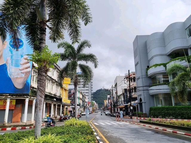 Strolling Through Old Phuket Town: Urban Vibes & Rainy Day Magic 🌧️🏍️
