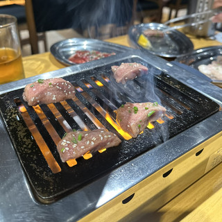 Restoran Yakiniku Jepang Populer Kini Hadir di Jakarta