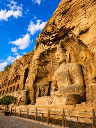 🪷 Yungang Grottoes: One of China’s Most Incredible Ancient Sites