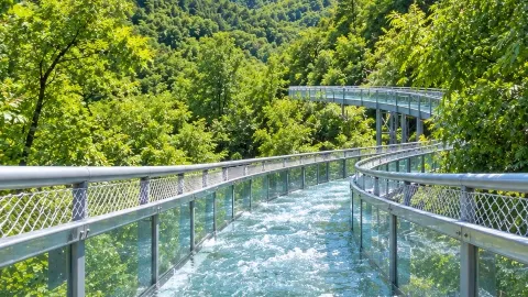 🇨🇳🎢 OMG Heartbeat Park — สวนสนุกกลางหุบเขาหางโจว หวาดเสียวสุดหัวใจเต้นแรง วิวสวยอลังการ🌿 — traveler post in ถงหลู่