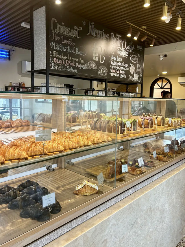 Nimmies Pastry Cafe