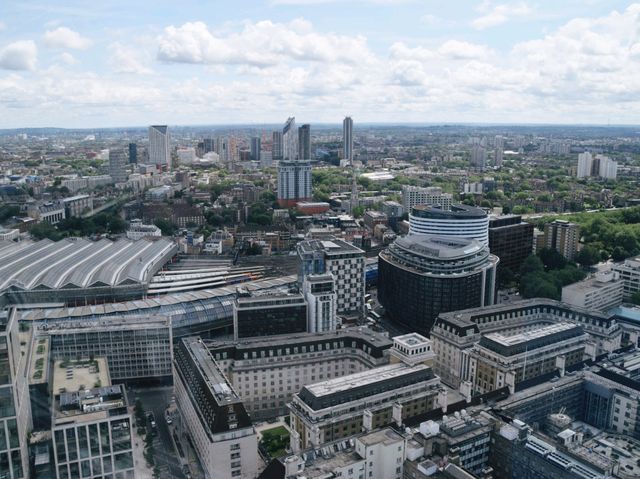 London from the Top: A City in New Dimensions