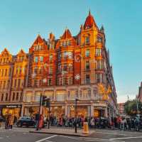 A Festive Shopping Extravaganza