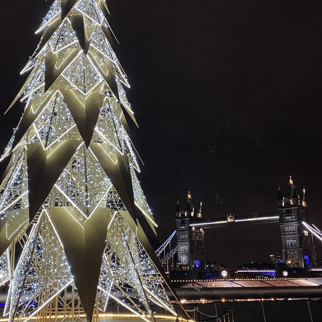 The Thames in Winter: A Festive Riverside Experience