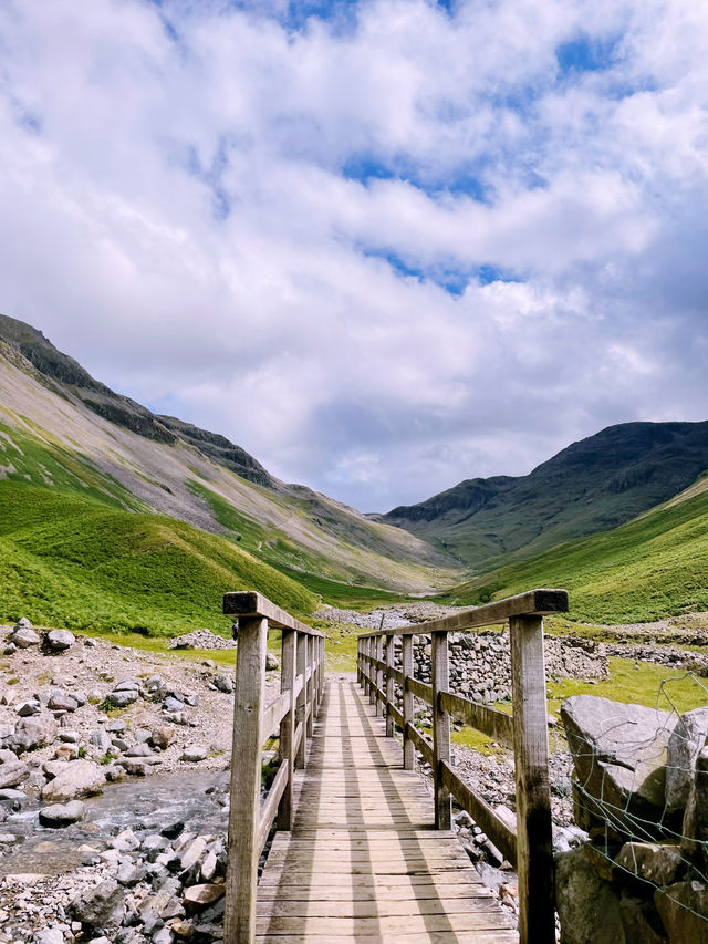 Escape to the Lake District from Manchester ⛰️🌿