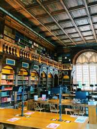 Step Into Oxford’s Oldest Library: Duke Humfrey’s Library! 📖
