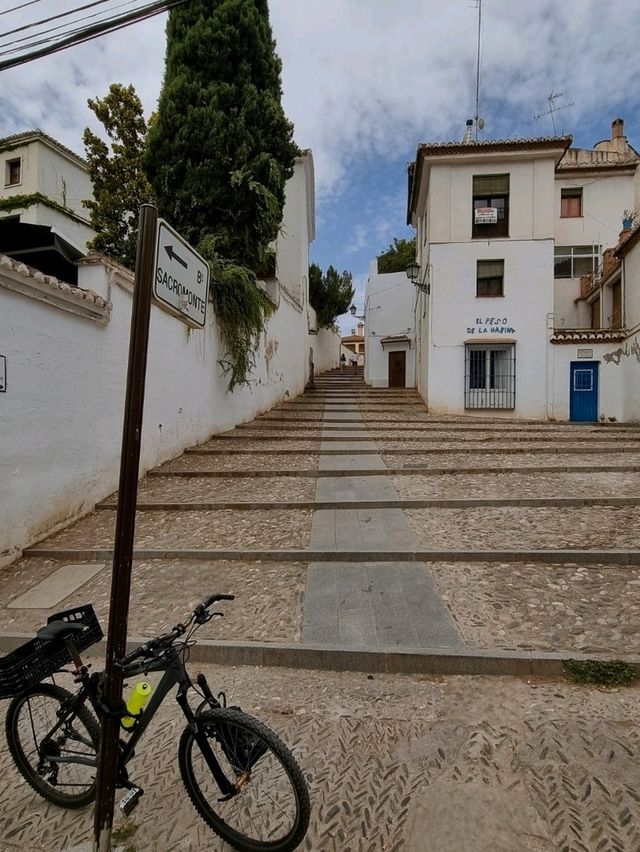 A Budget-Friendly 2-Day Trip to Granada for Under €100
