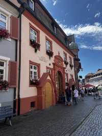 🏰✨ Gengenbach: Germany’s Fairytale Town Frozen in Time 🇩🇪🌸