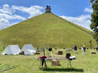 ワーテルロー（Waterloo）はベルギーのワロン・ブラバン州に位置し、首都ブリュッセルから約20キロの距離にあり、歴史的事件でその名を馳せた。
